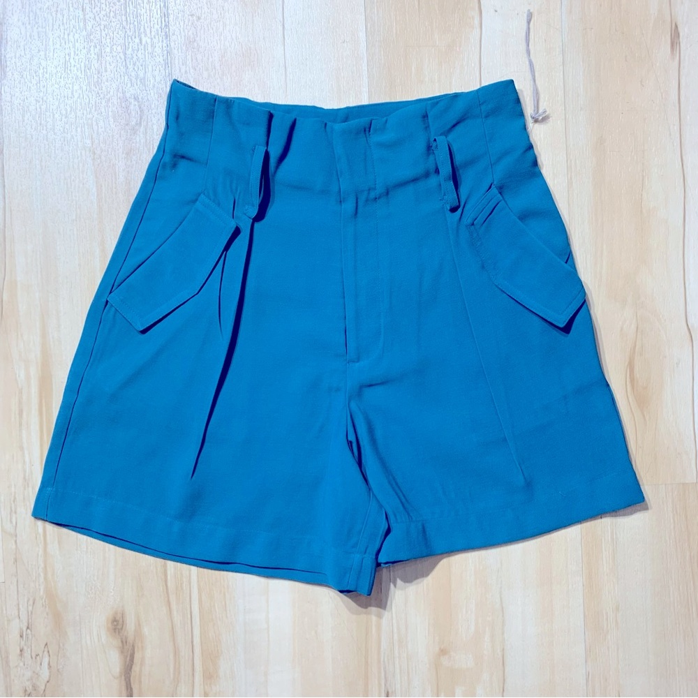 A New Day Teal A-Line Shorts Size 2 Color Green